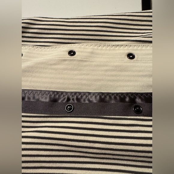 Lululemon Vinyasa Snap Infinity Scarf - Picture 5 of 8